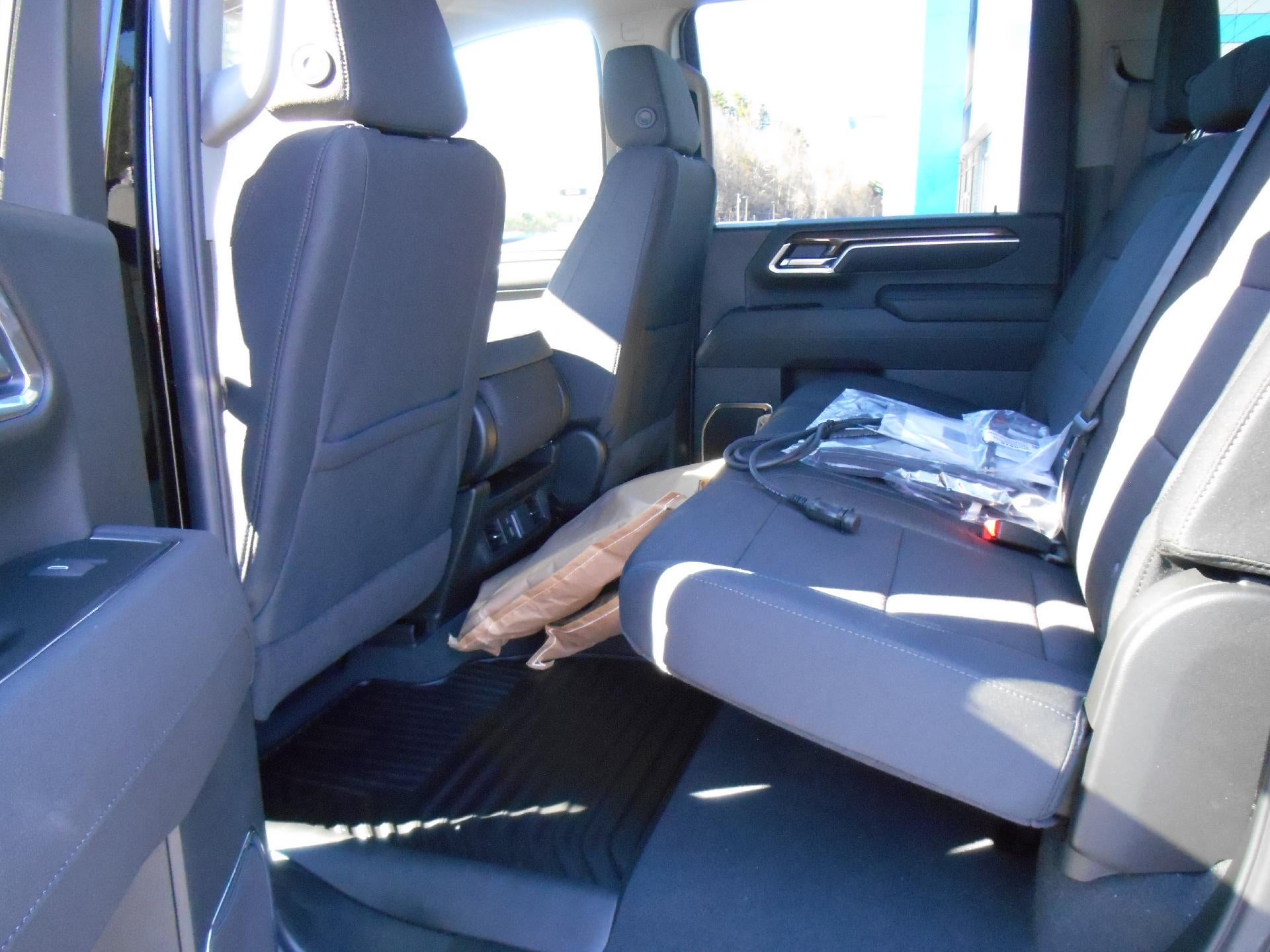 2025 Chevrolet Silverado 3500 HD Chassis Cab LT