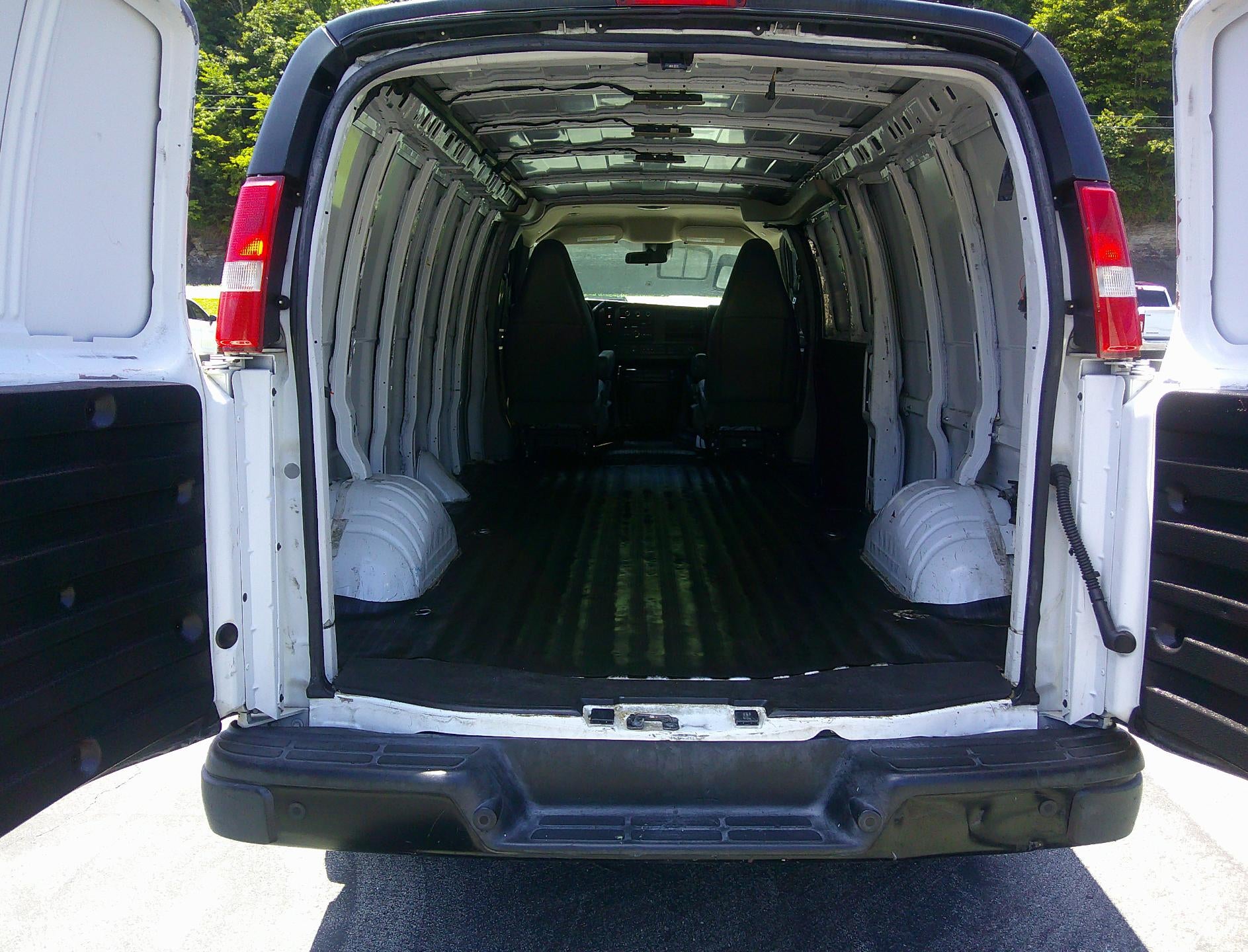 2020 Chevrolet Express Cargo 2500 WT