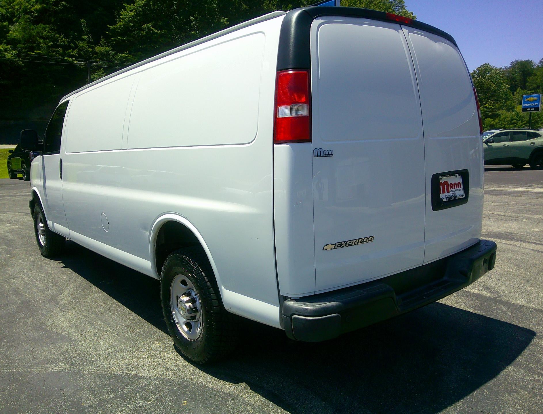 2020 Chevrolet Express Cargo 2500 WT