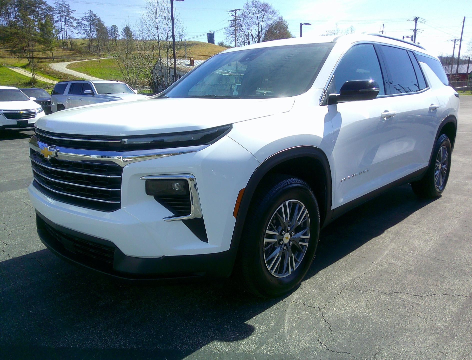 2025 Chevrolet Traverse LT