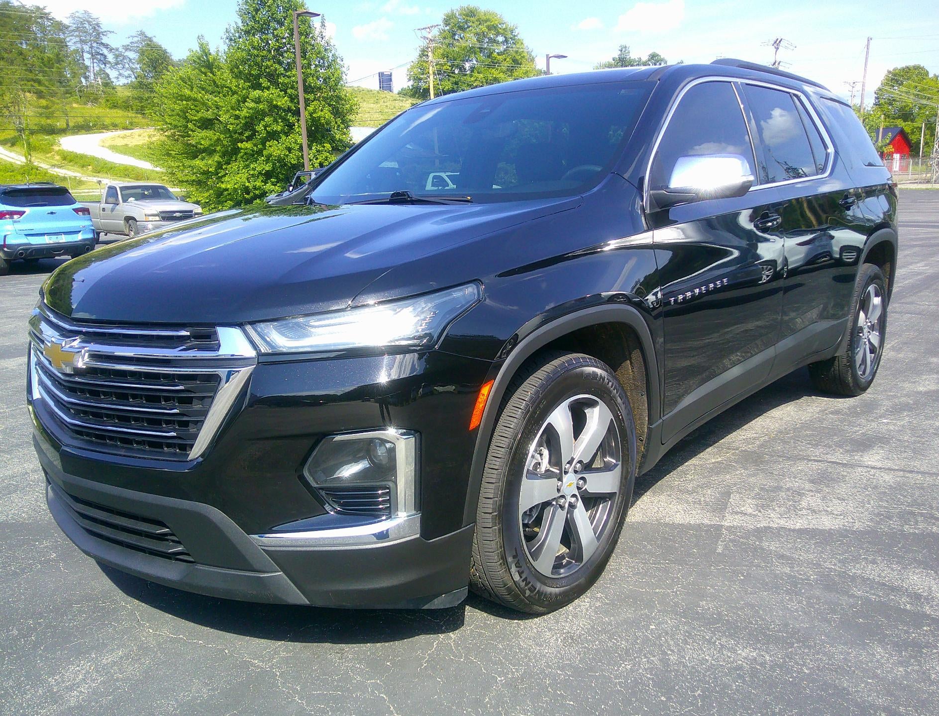 2022 Chevrolet Traverse LT Leather