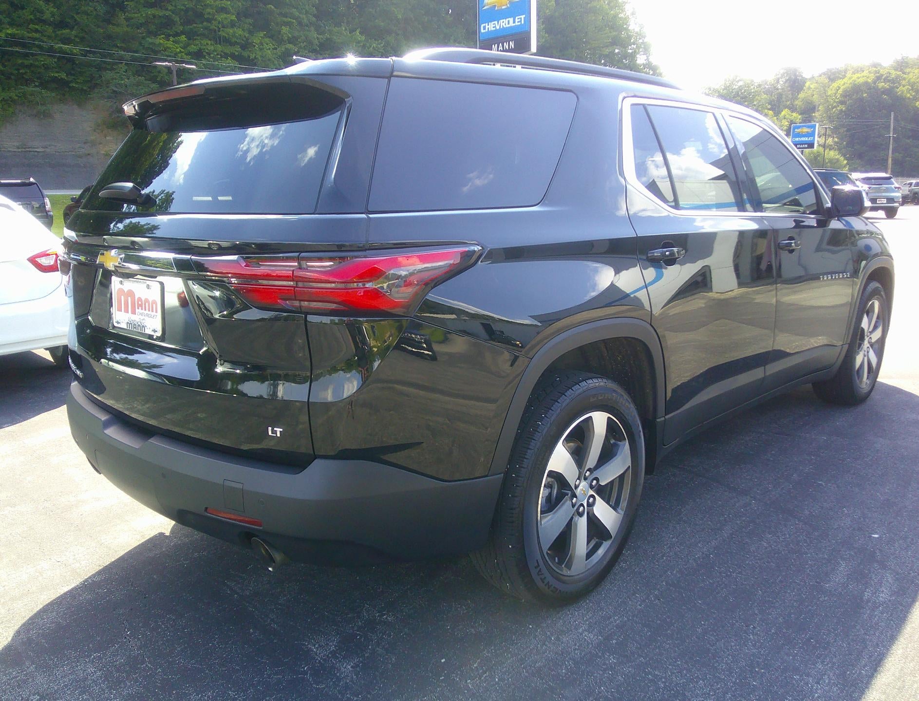 2022 Chevrolet Traverse LT Leather