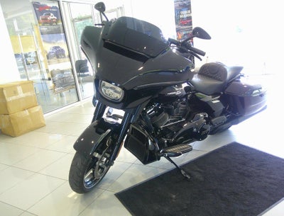 2025 HARLEY DAV Street Gli Base
