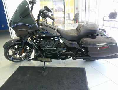 2025 HARLEY DAV Street Gli Base