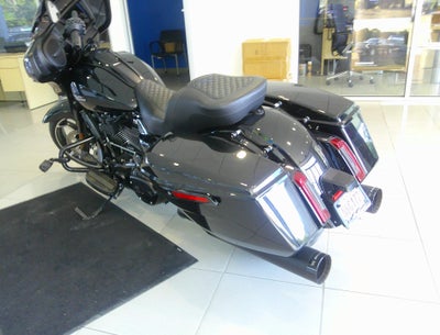 2025 HARLEY DAV Street Gli Base