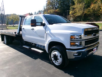 2023 Chevrolet Silverado 6500 HD Work Truck