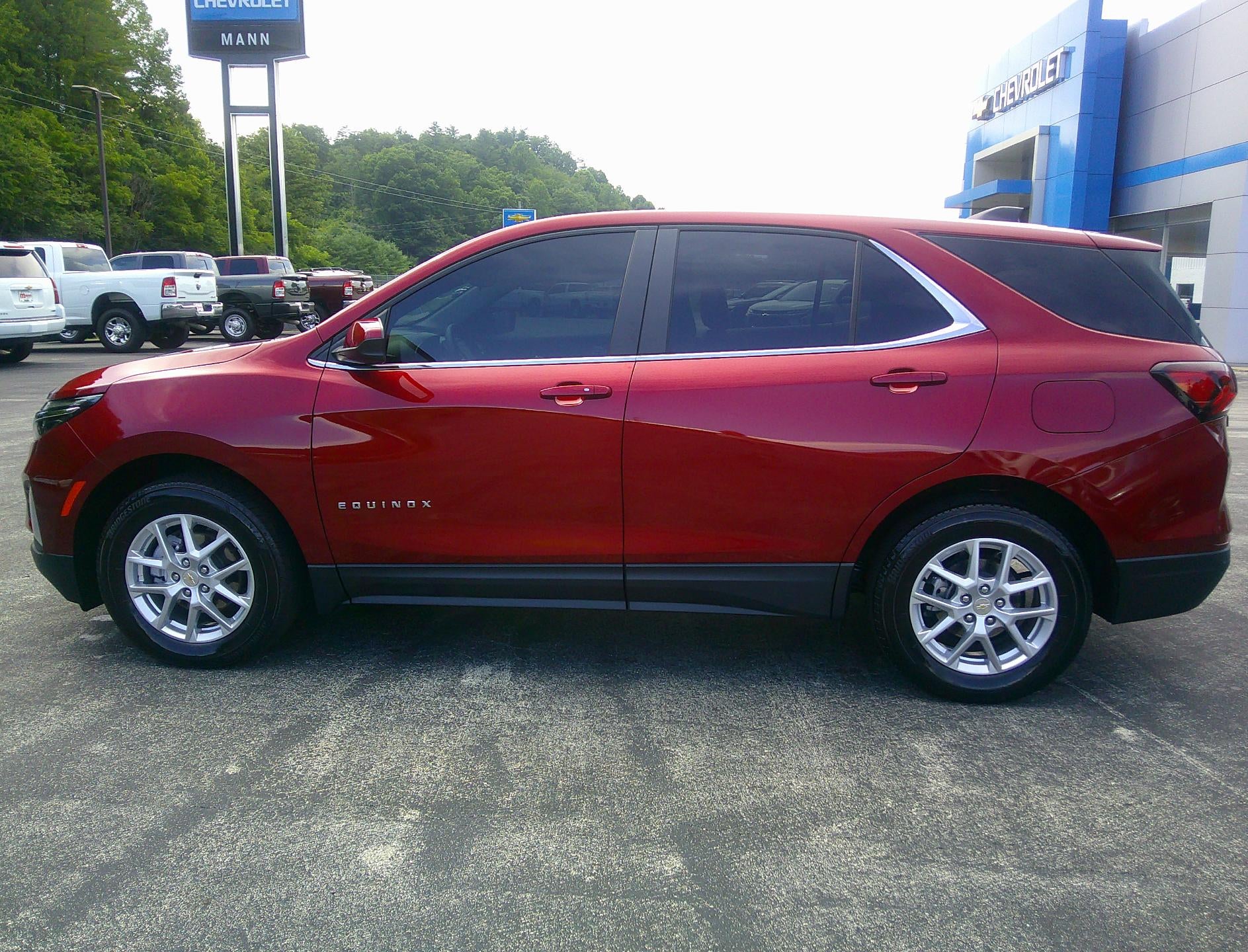 2024 Chevrolet Equinox LT