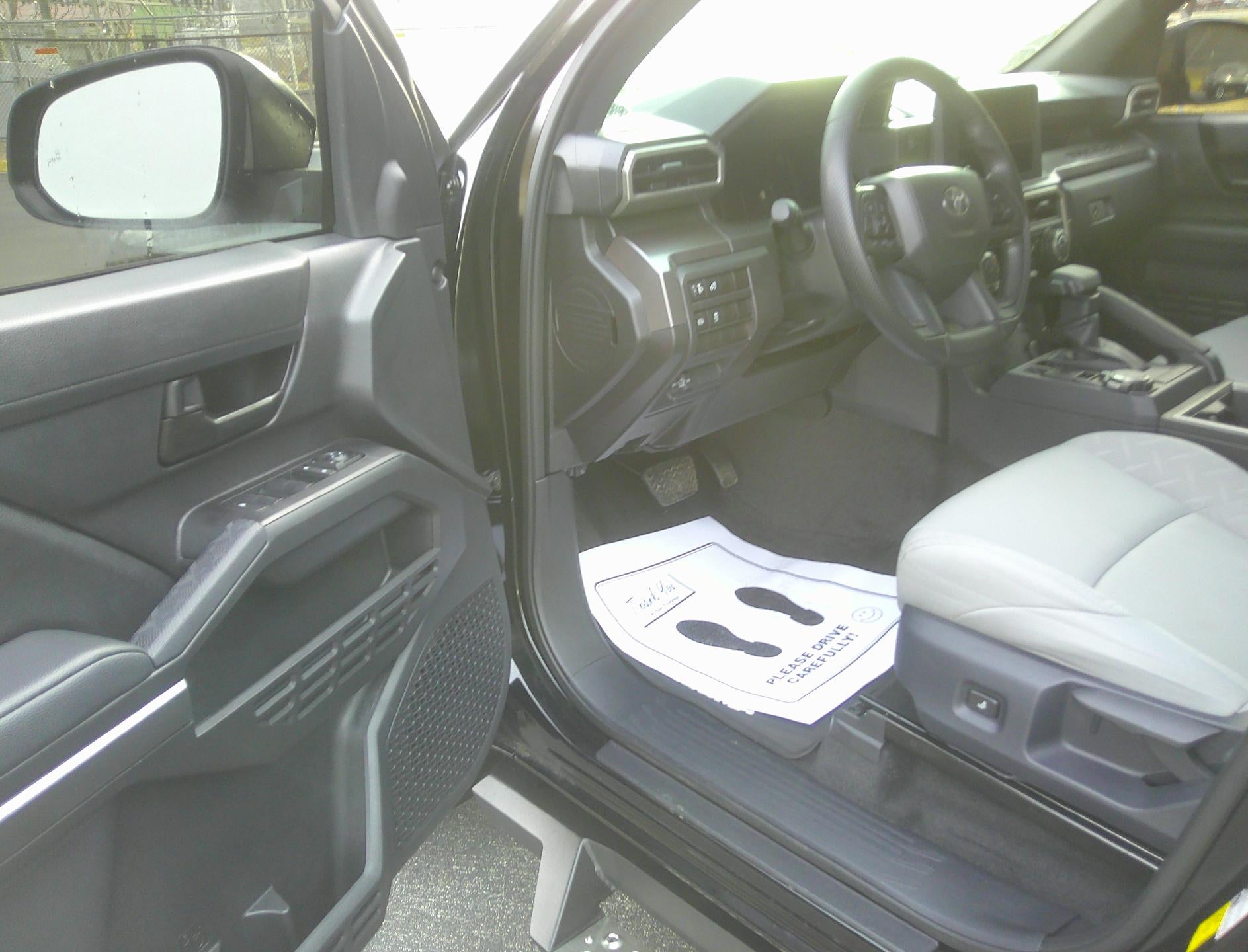 2025 Toyota Tacoma 4WD SR