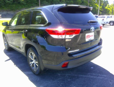 2019 Toyota Highlander LE