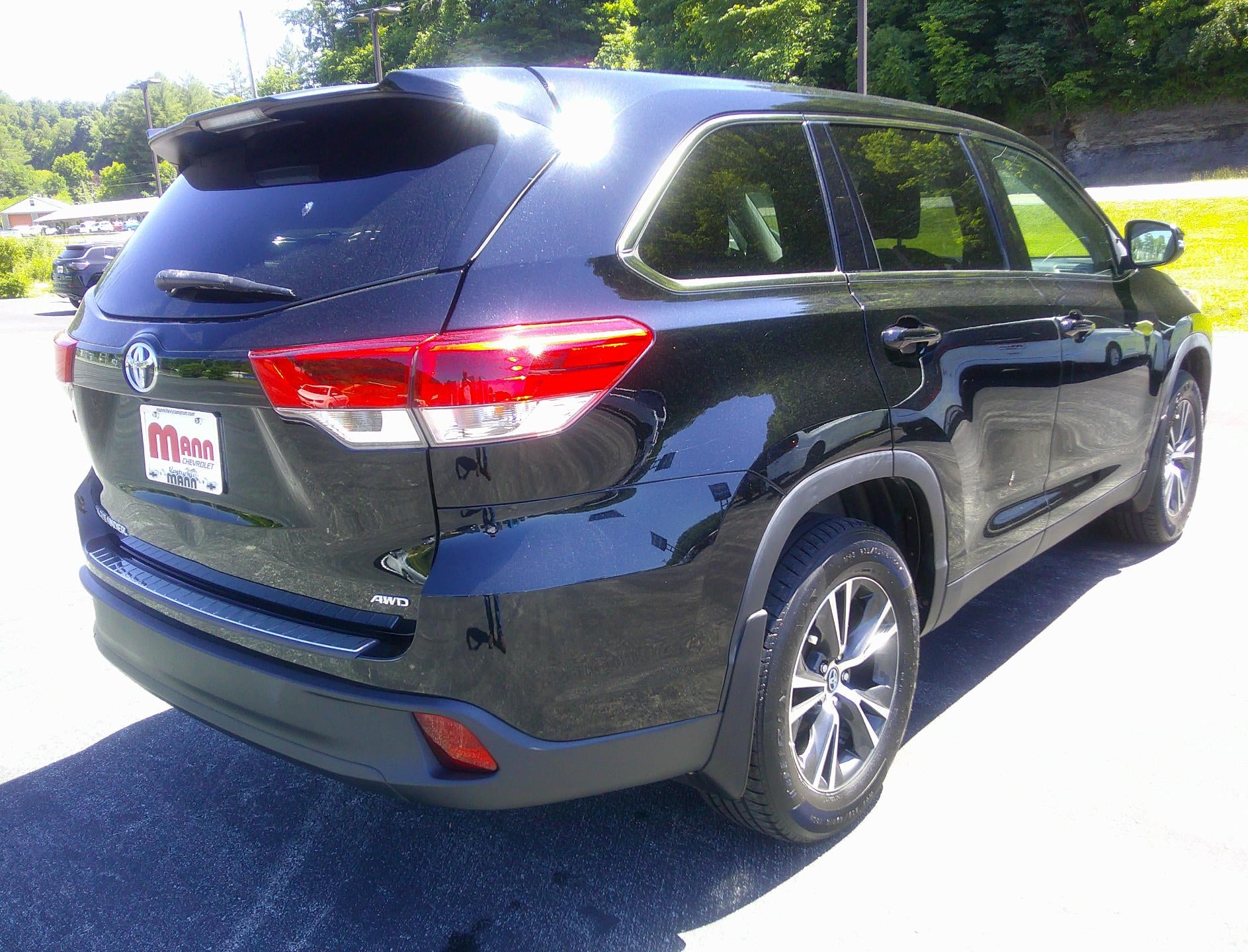 2019 Toyota Highlander LE